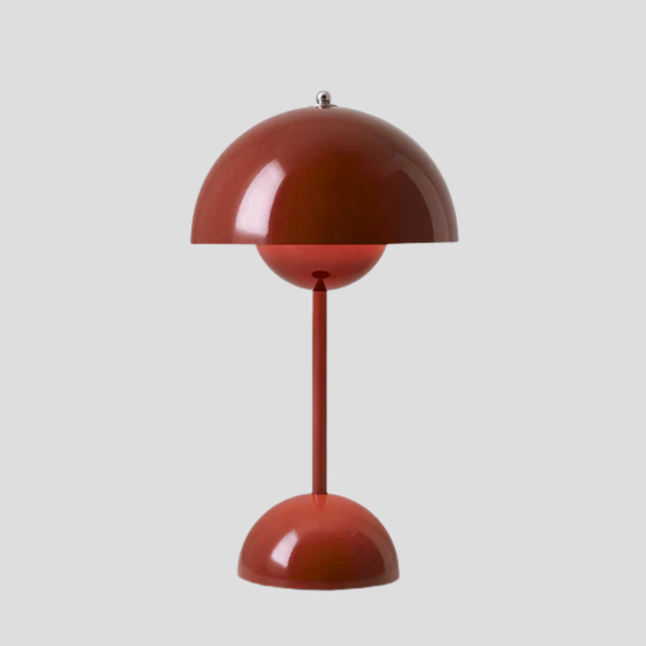 Lampada da tavolo in metallo senza fili