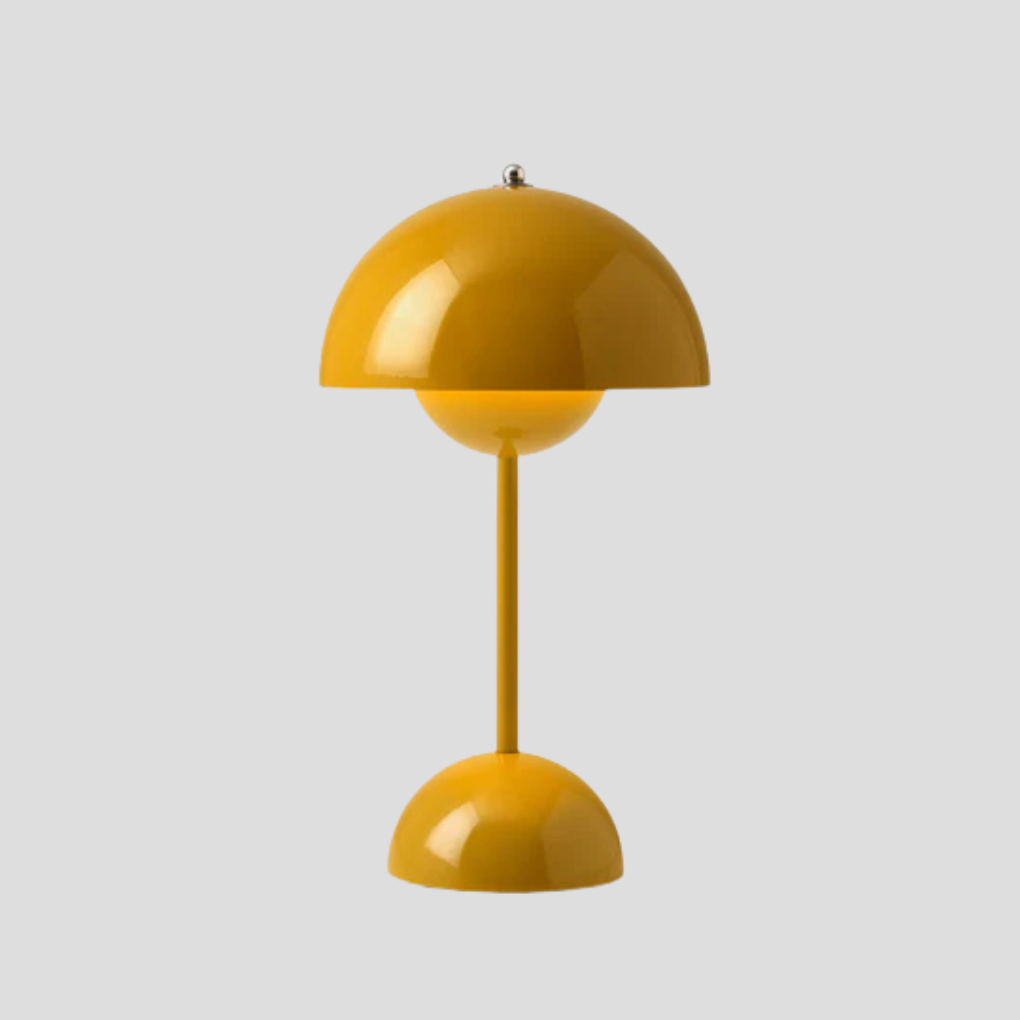 Lampada da tavolo in metallo senza fili