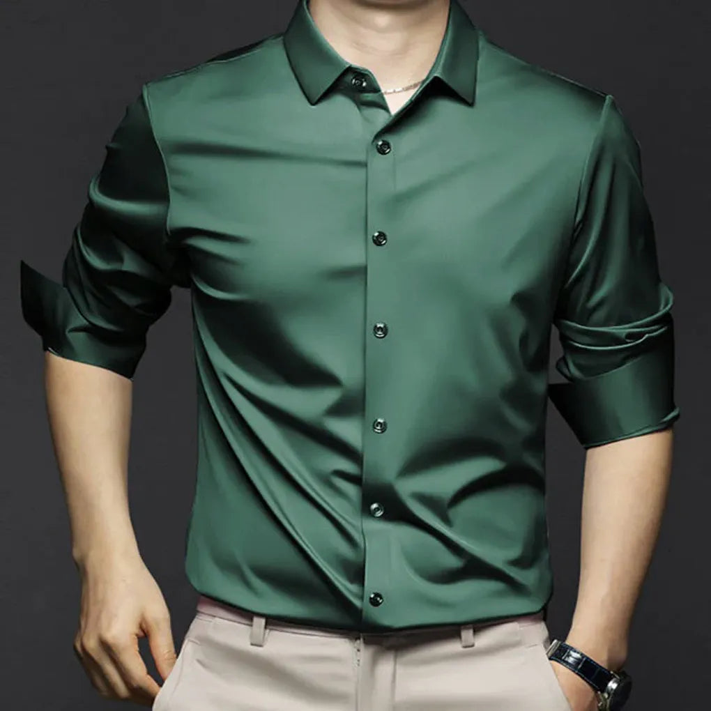 Camicia da uomo antipiega: elegante e di facile manutenzione