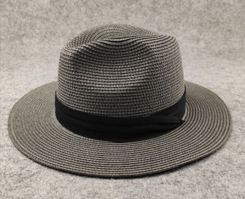 Elegante cappello da spiaggia estivo