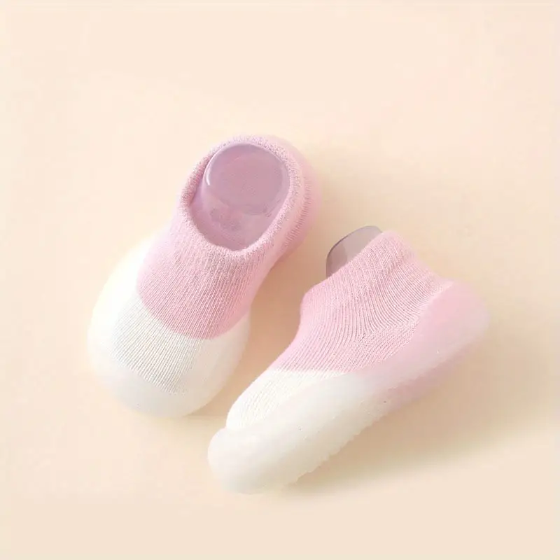 Scarpe flessibili per bambini a piedi nudi