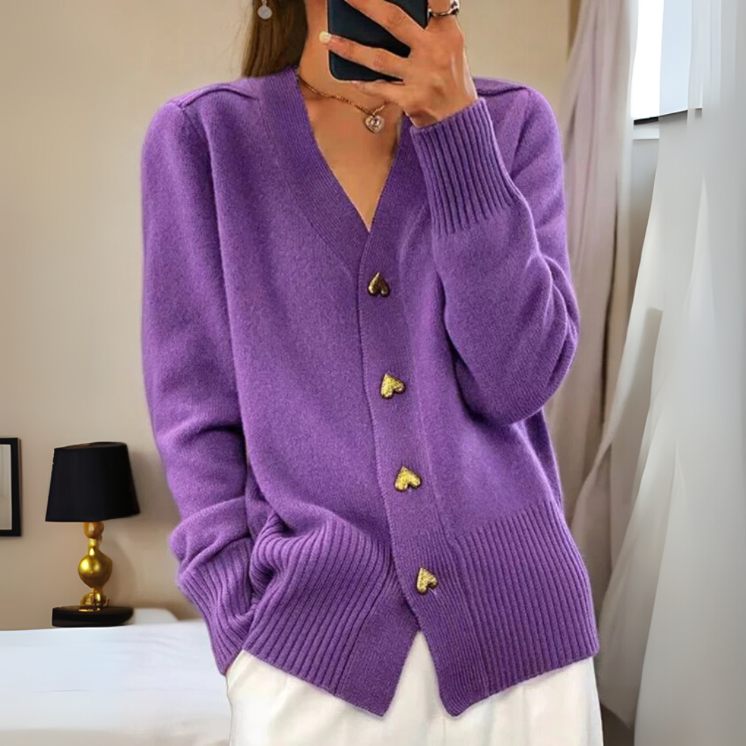 Cardigan caldo in maglia con bottoni