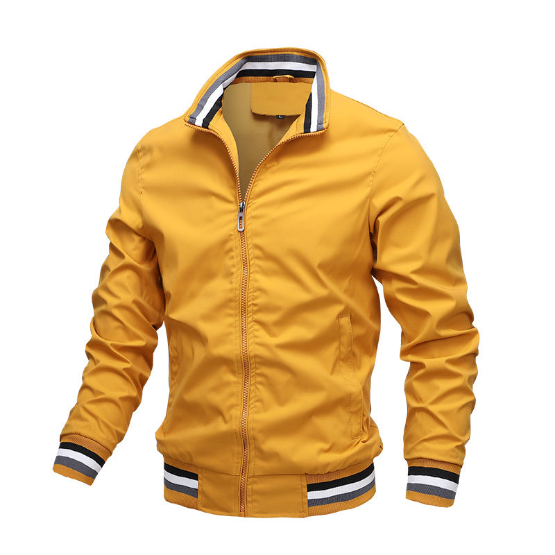 Giacca Estiva da Uomo Maico: Comfort e Stile per Ogni Occasione