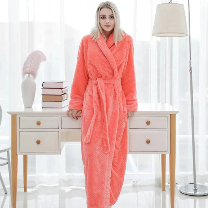 Accappatoio in Peluche con Cappuccio da Donna