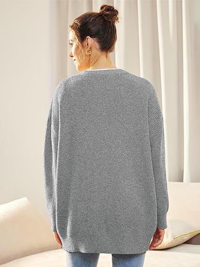Cardigan oversize con scollo a V