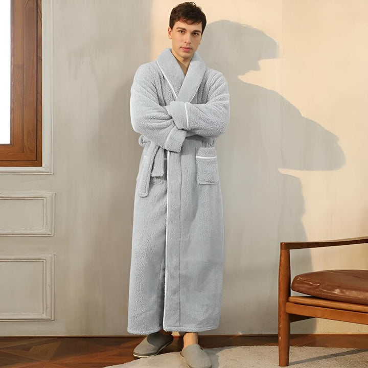 Accappatoio in pile caldo e confortevole