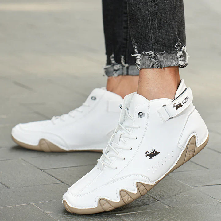 Comode scarpe da passeggio ortopediche in pelle