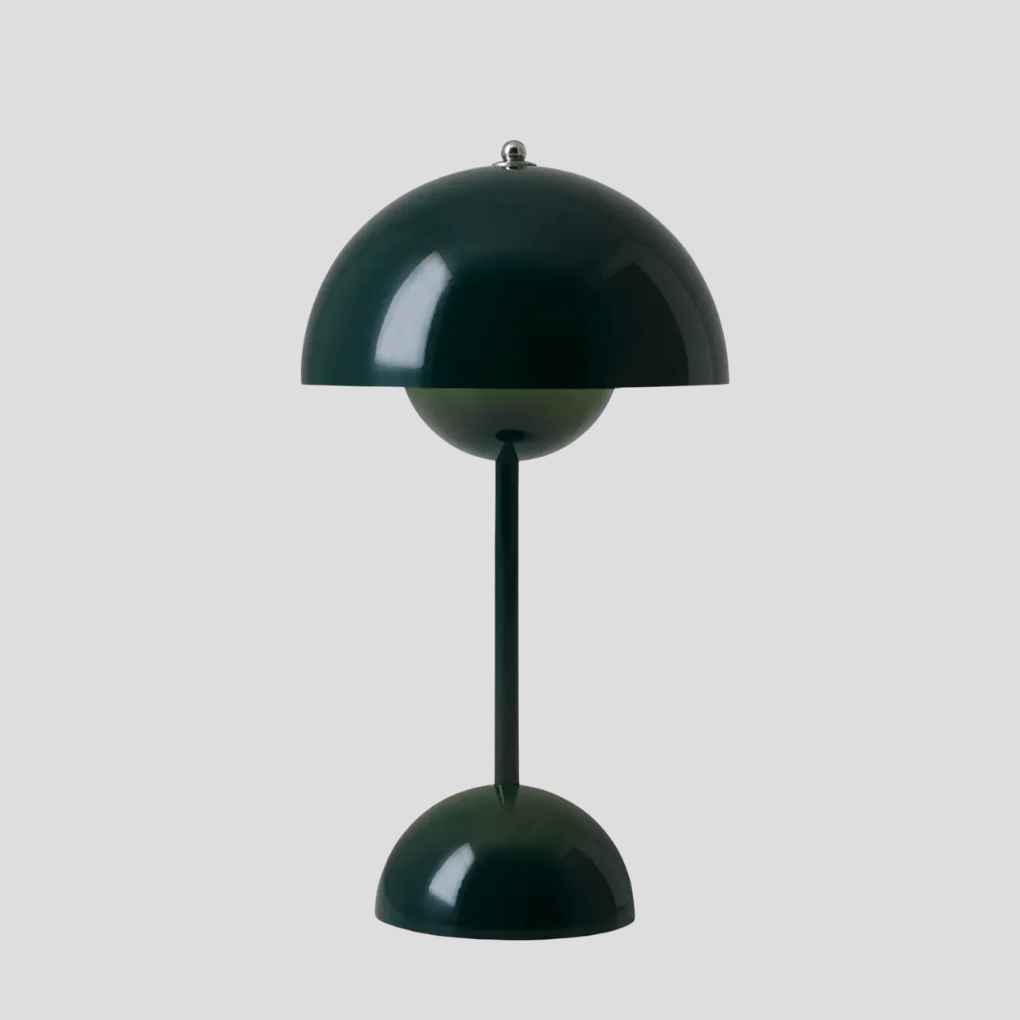 Lampada da tavolo in metallo senza fili