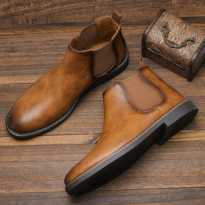 Stivaletti Chelsea da uomo: stile classico alla caviglia per un utilizzo versatile
