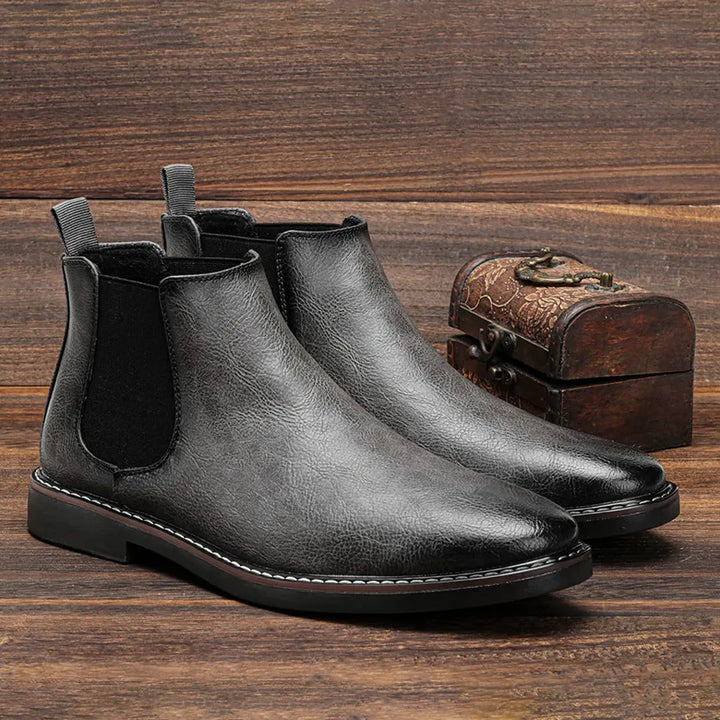 Stivaletti Chelsea da uomo: stile classico alla caviglia per un utilizzo versatile