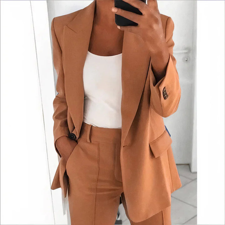 Set blazer e pantaloni da donna