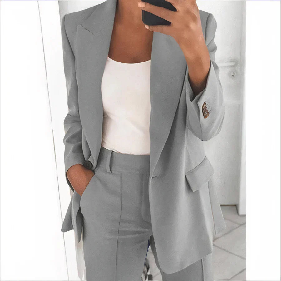 Set blazer e pantaloni da donna