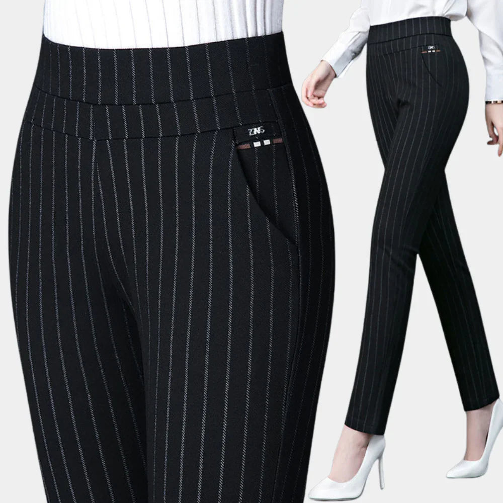 Comodi pantaloni elasticizzati a vita alta