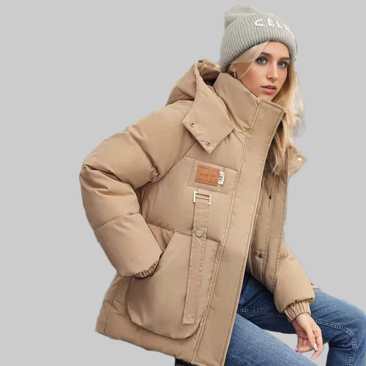 Giacca trapuntata con cappuccio da donna