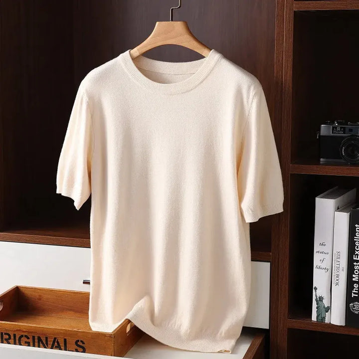 T-shirt girocollo da uomo: capi essenziali per tutti i giorni