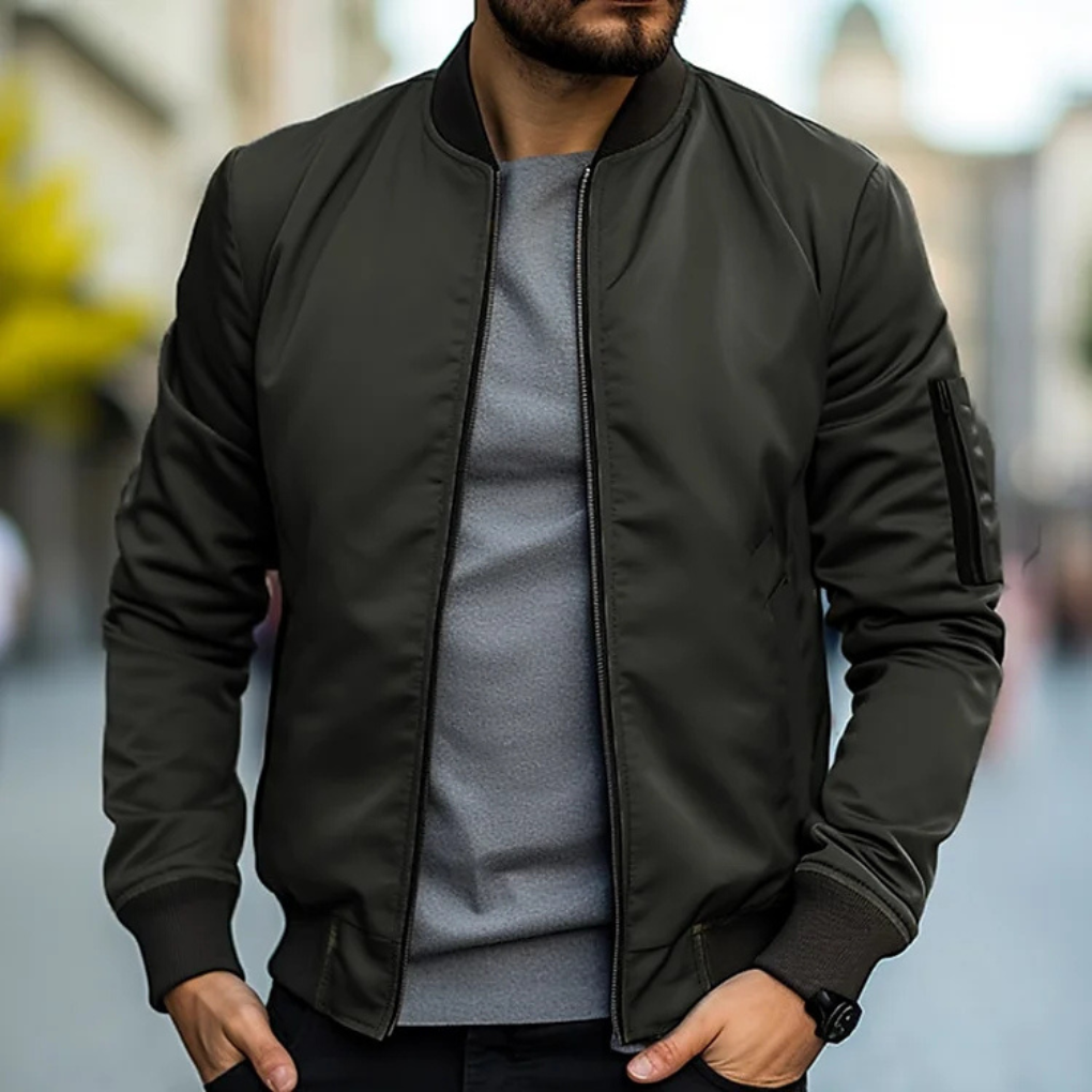 Giubbotto bomber alla moda da uomo