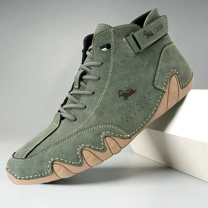 Comode scarpe da passeggio ortopediche in pelle