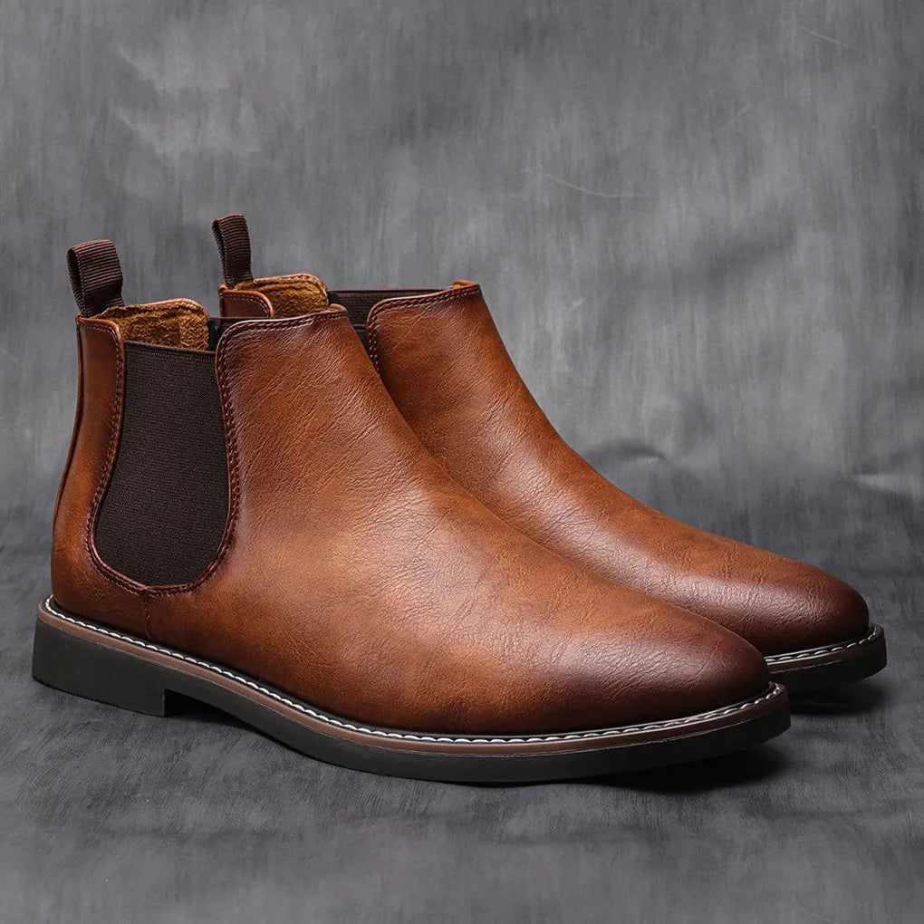 Stivaletti Chelsea da uomo: stile classico alla caviglia per un utilizzo versatile