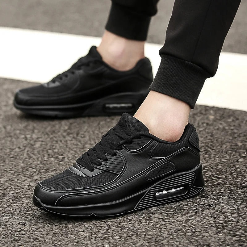 Sneakers da uomo con suola alta in pelle bianca