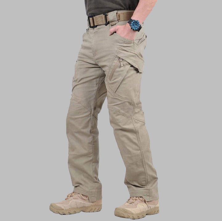 Pantaloni impermeabili multifunzionali