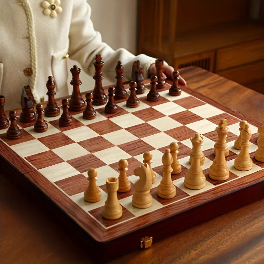 Set di scacchi in legno
