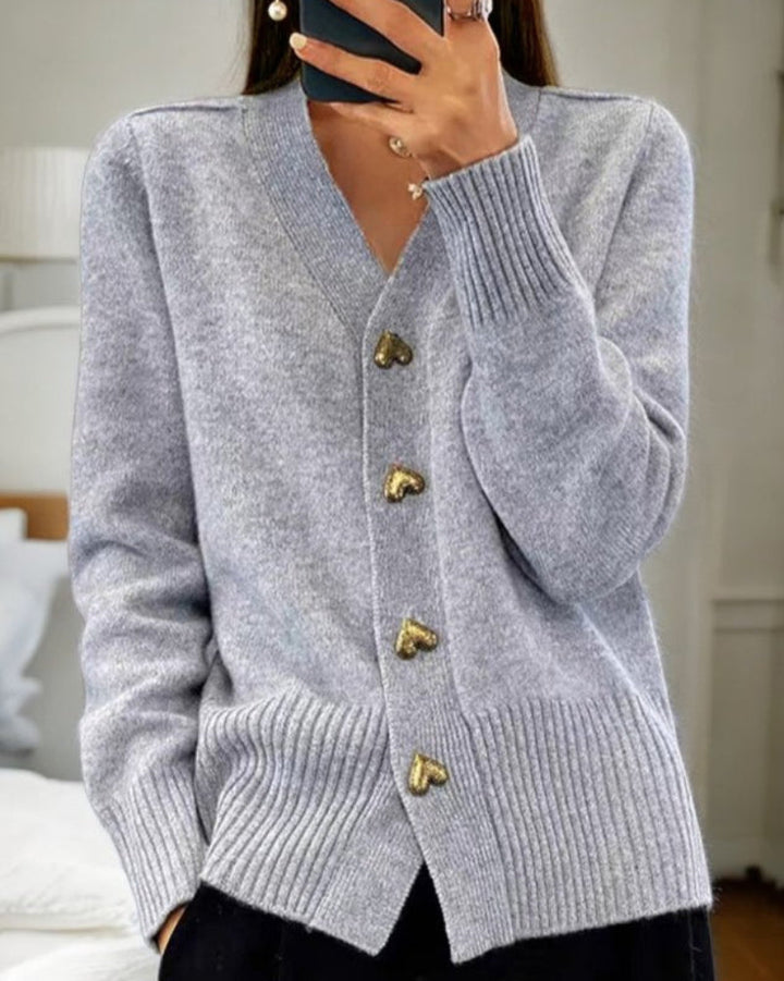 Cardigan dal calore, dall'eleganza e dal fascino femminile senza tempo
