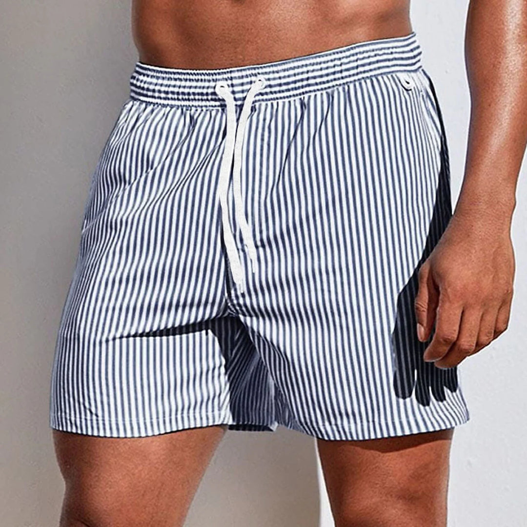 Pantaloncini da uomo alla moda