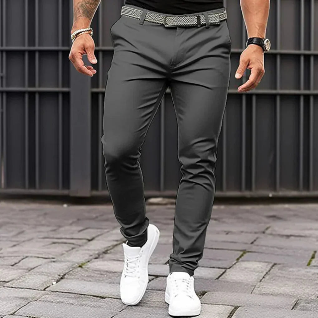 Pantaloni formali e casual da uomo