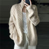 Cardigan in cashmere con scollo alto