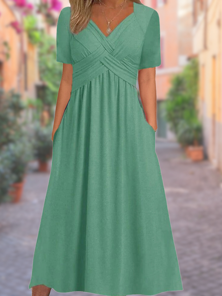 Elegante abito estivo con scollo a V