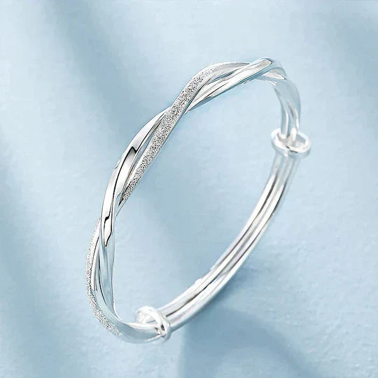 Bracciale d'argento ritorto