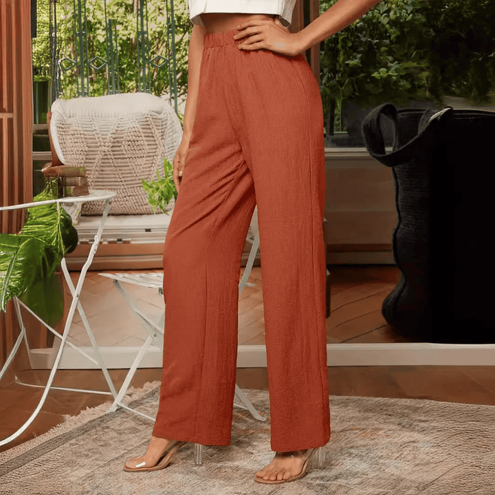 Pantaloni dritti da donna con elastico in vita