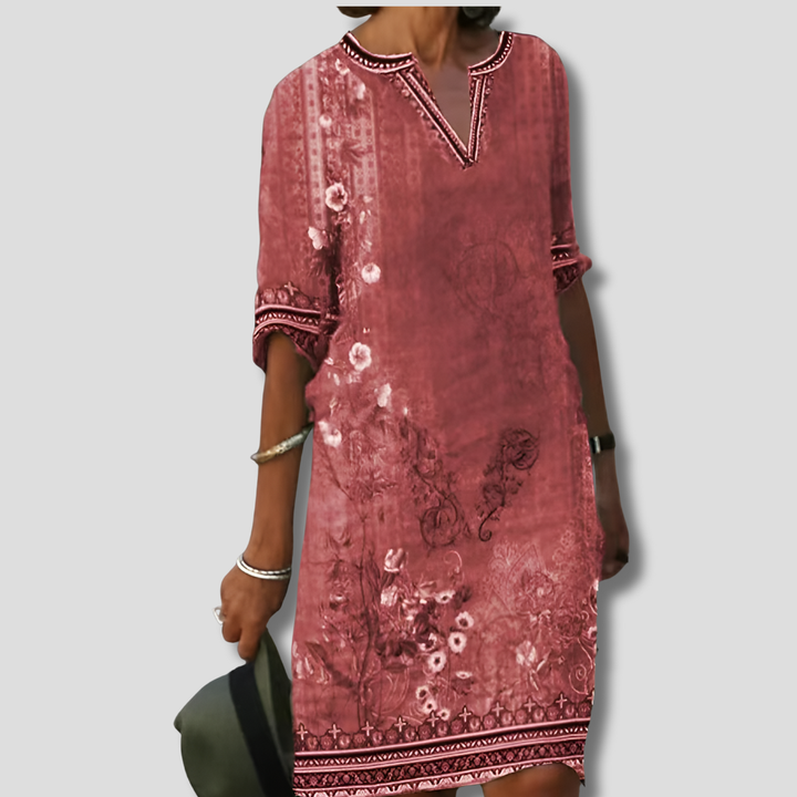 Abito boho floreale con volant, comodo e facile da indossare