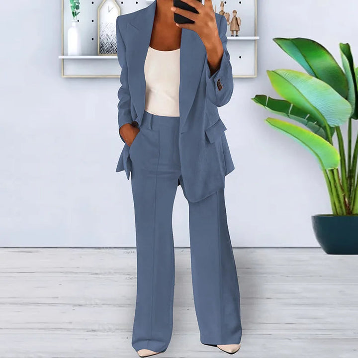 Completo pantalone da donna con pantaloni a gamba larga