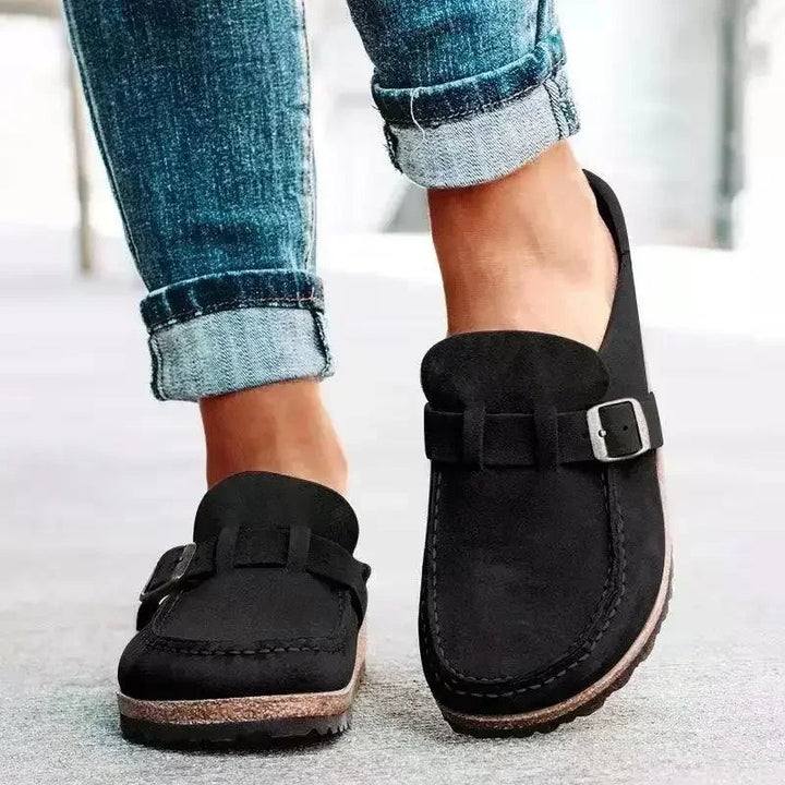Mules piatte con fibbia retrò da donna