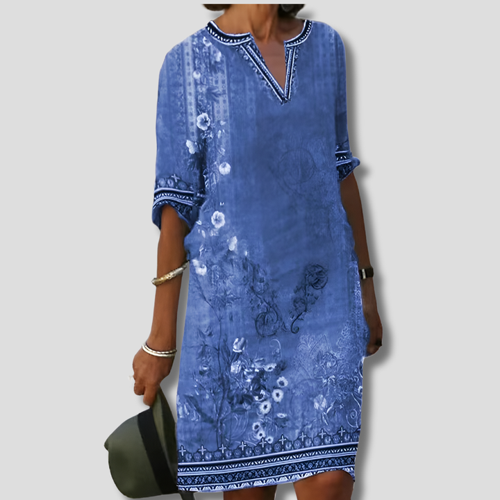 Abito boho floreale con volant, comodo e facile da indossare