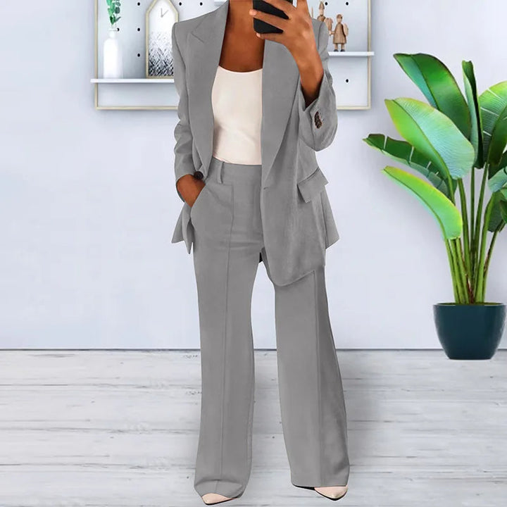 Completo pantalone da donna con pantaloni a gamba larga