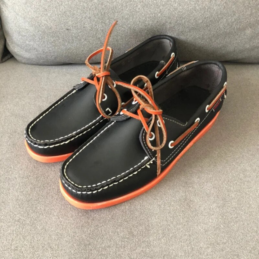 Eleganti scarpe da barca
