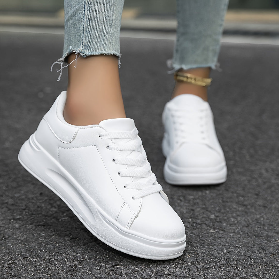 Sneakers in pelle bianca da donna