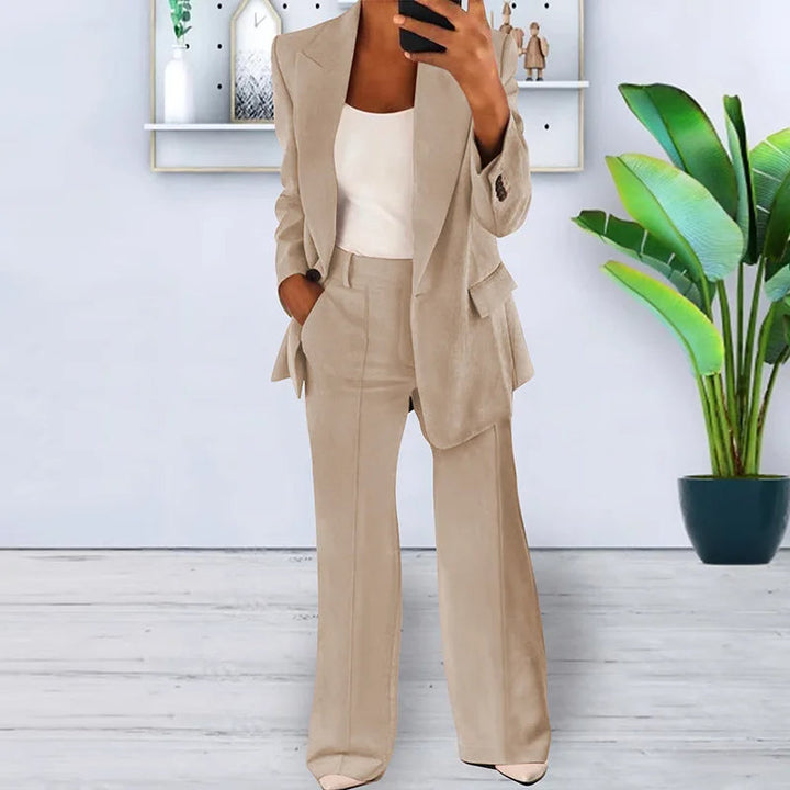 Completo pantalone da donna con pantaloni a gamba larga