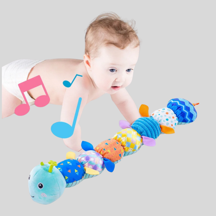 Sonajero de peluche en forma de gusano