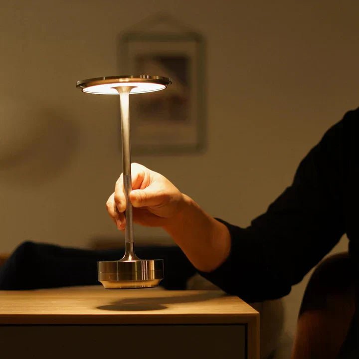 Lampada da tavolo LED ricaricabile wireless LuminLight