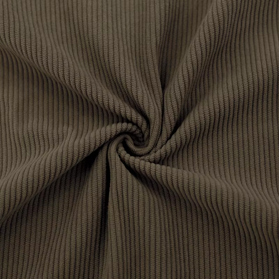 Maglione in velluto a coste da uomo elegante e confortevole