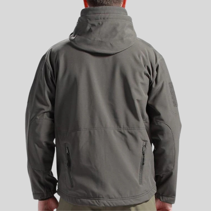 Completo outdoor da uomo – impermeabile e antivento