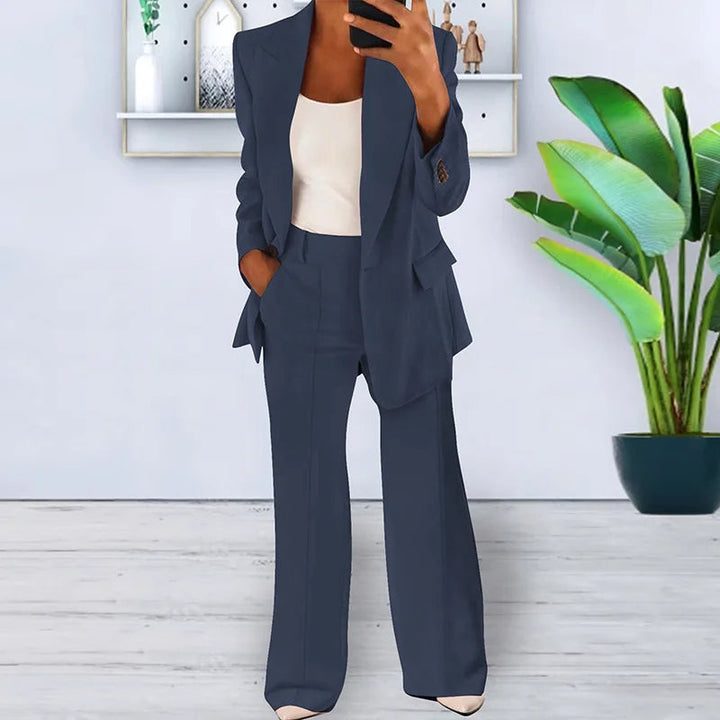 Completo pantalone da donna con pantaloni a gamba larga