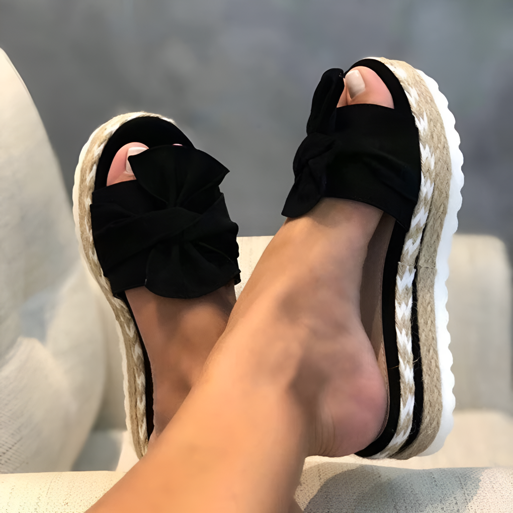 Sandali ortopedici alla moda da donna