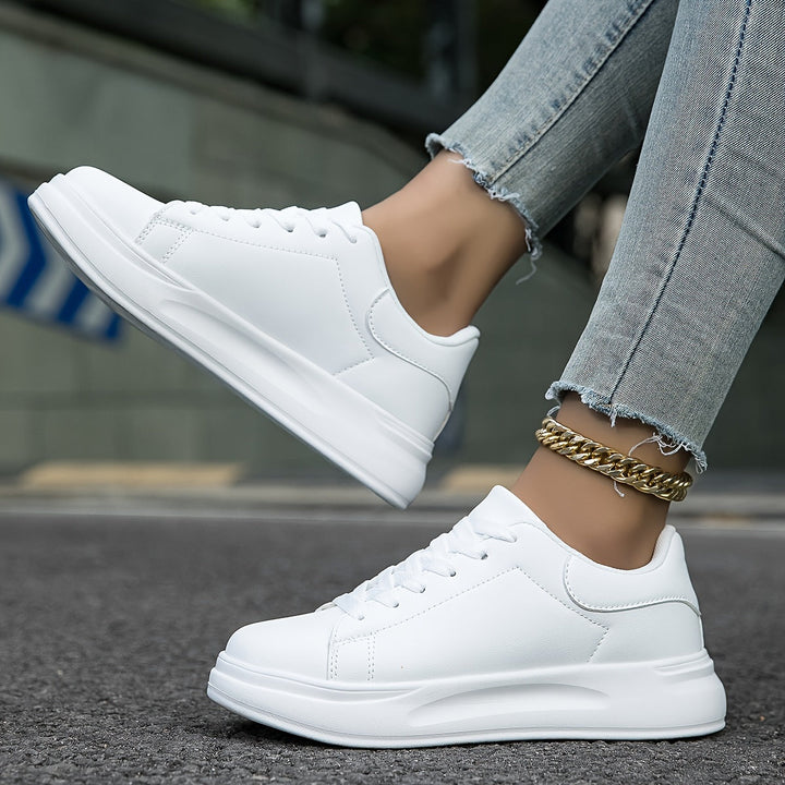 Sneakers in pelle bianca da donna
