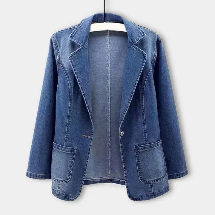 Blazer di jeans alla moda per le donne