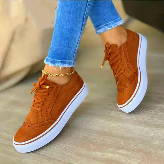 Sneakers ortopediche da donna con lacci