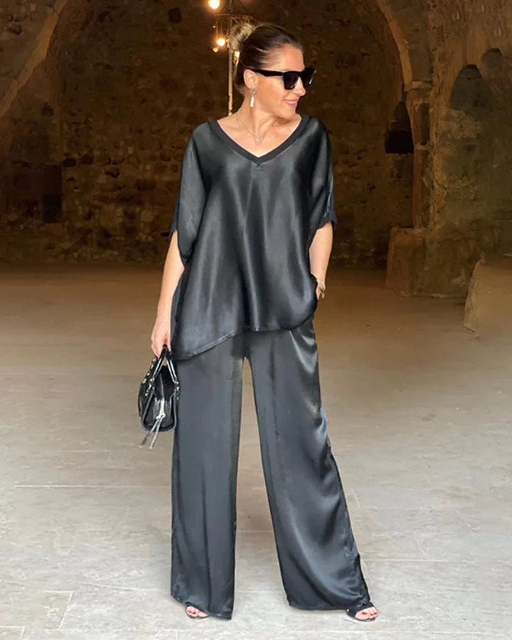 Elegante set da donna a due pezzi (top e pantaloni)